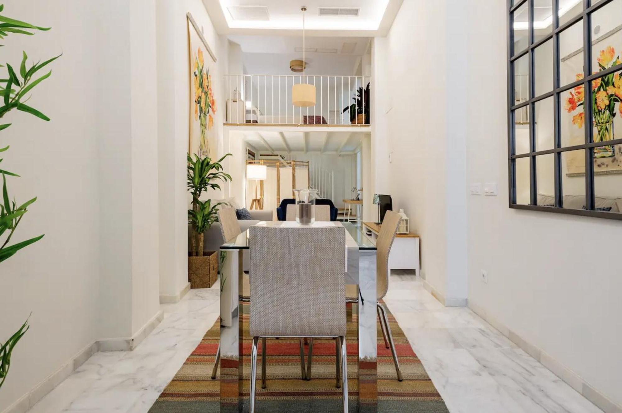 Loft En Centro De Sevilla Con Parking Gratis — Fotos 3
